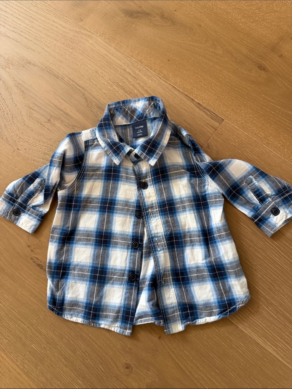 GAP Blue and White Plaid Button-Down Shirt